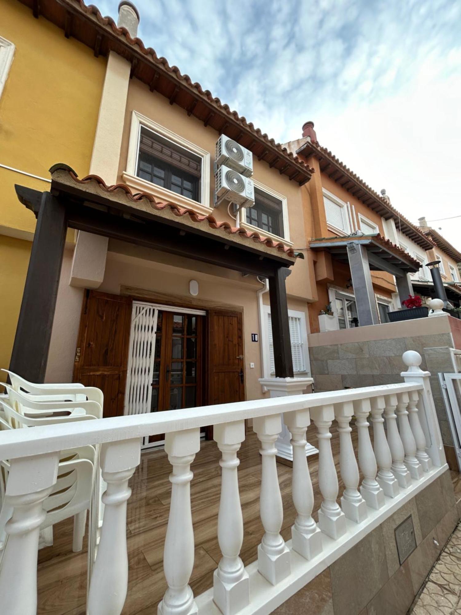 Bungalow Pasaje Ceuta Торевьиа Экстерьер фото