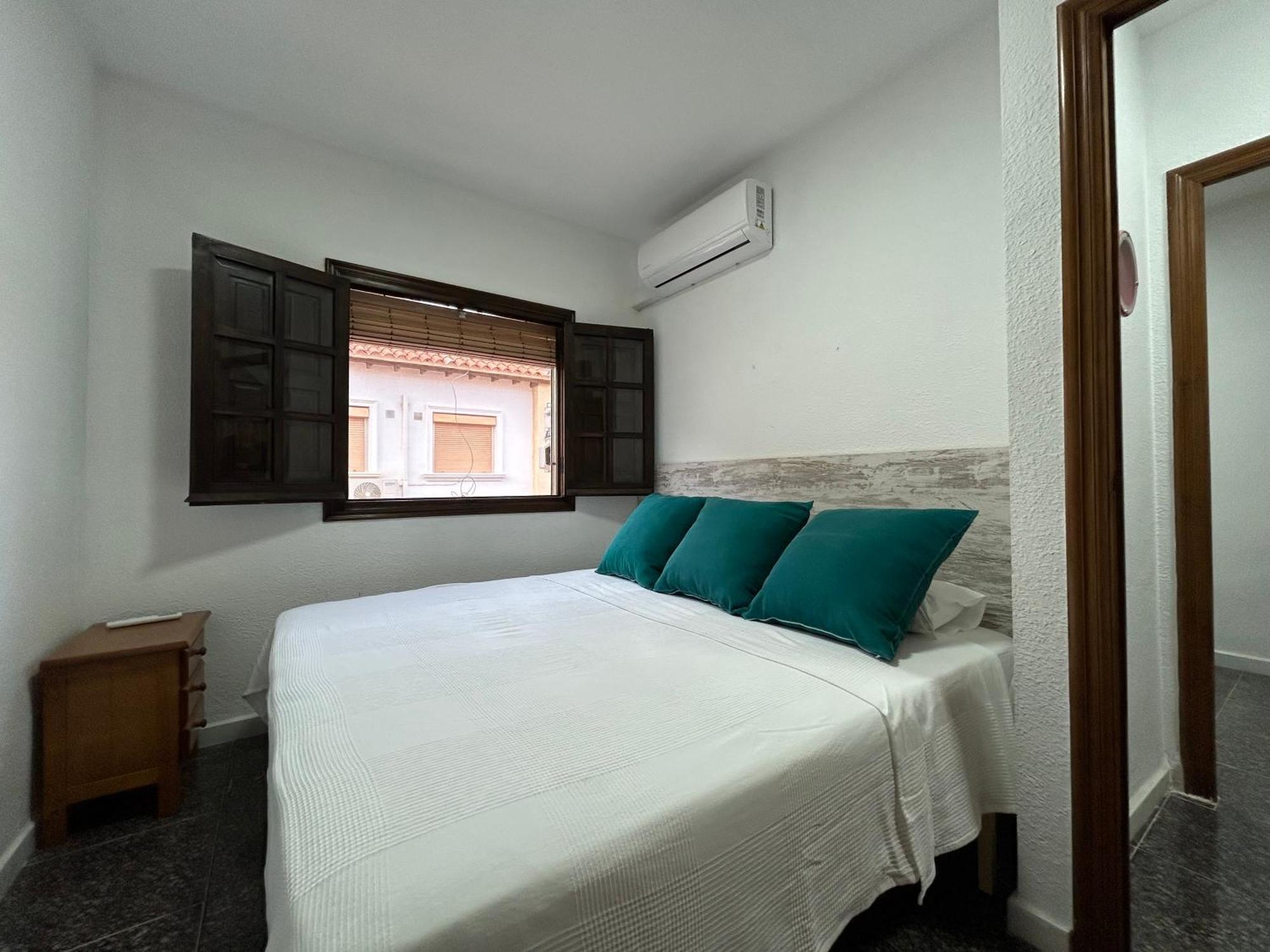 Bungalow Pasaje Ceuta Торевьиа Экстерьер фото